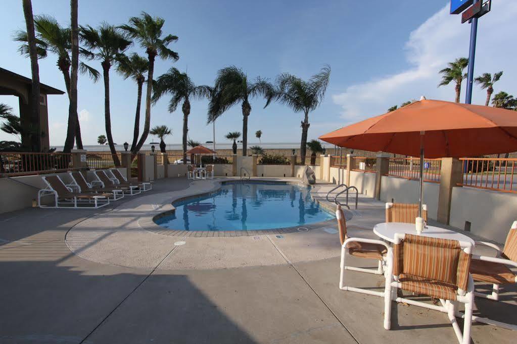 Texas Inn & Suites Pharr/San Juan Экстерьер фото
